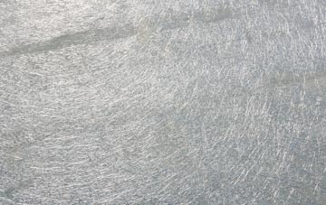 Dalhenzean laminate fibreglass or shingles?